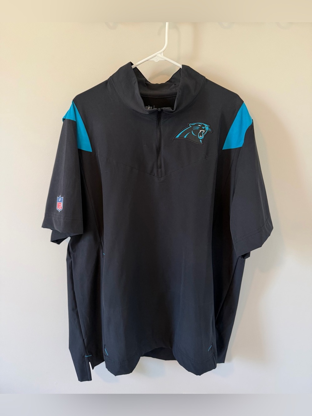Nike NFL Carolina Panthers Sideline Coaches Short Sleeve Pullover Men’s Size XL